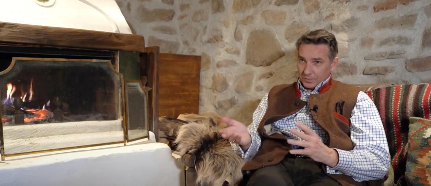 Micloșoara, un sat în care te întorci în timp