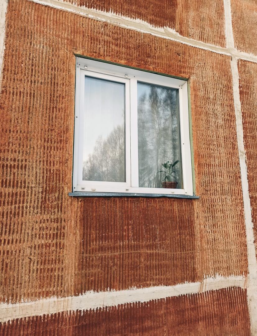 Plasa din fibră de sticlă în termoizolații; ce rol are și cum se montează