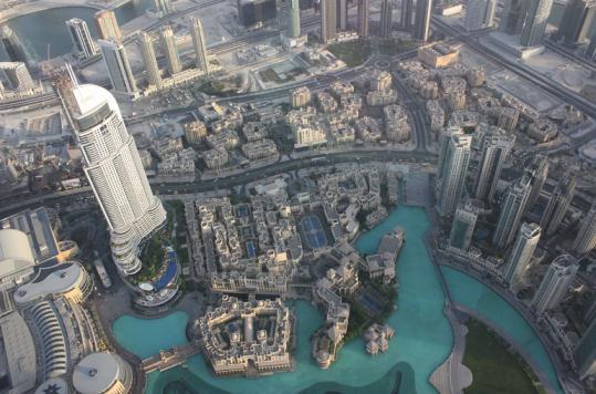 Burj Khalifa - cea mai inalta cladire